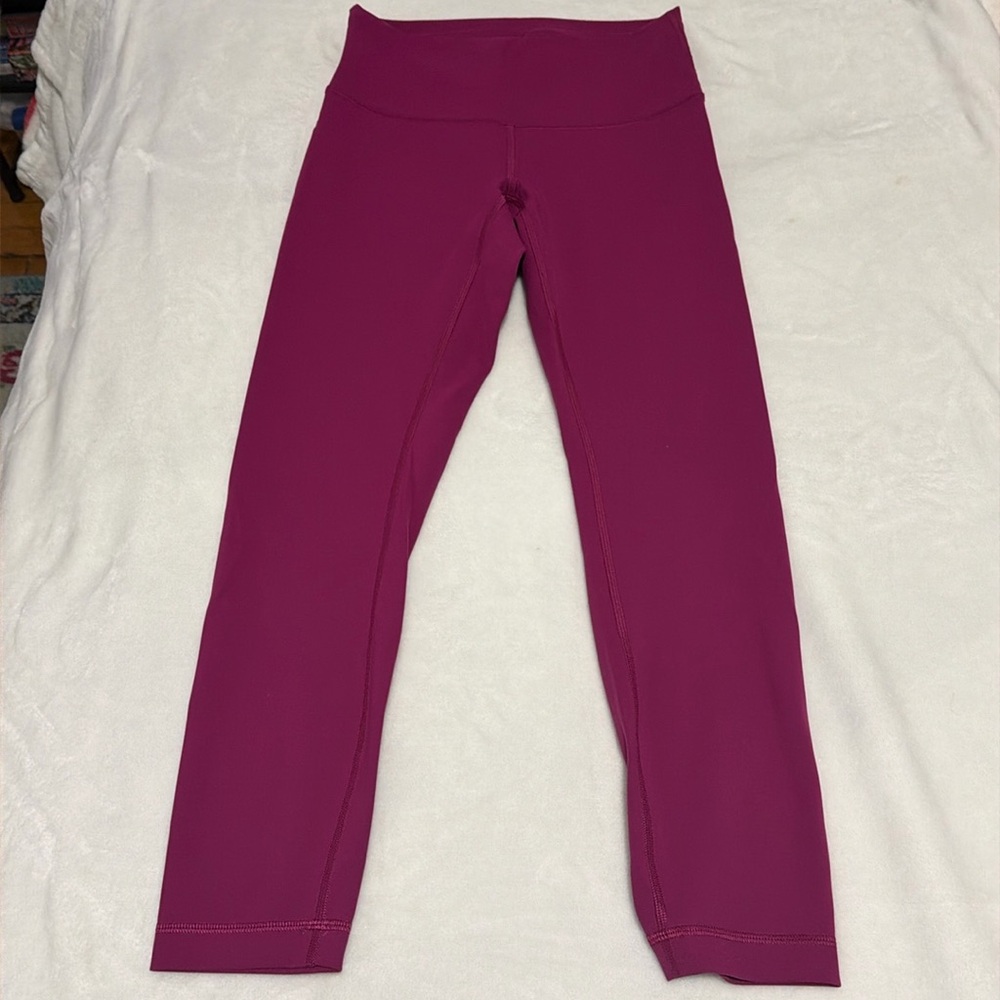 Lululemon Wunder Train 25” Leggings, Size 8